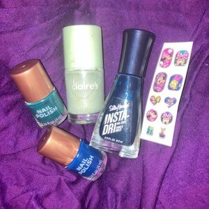 Nail Polish Set with Stickers